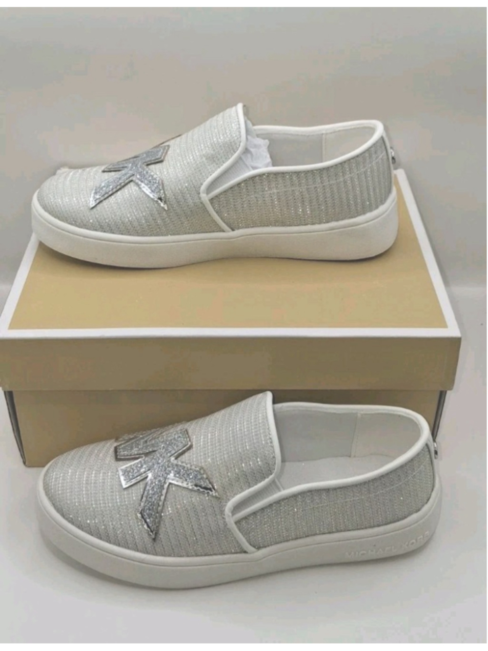 Michael KORS girls Jem Rachel2 Shoes Size Kids 13 Color White And Silver - Picture 2 of 6